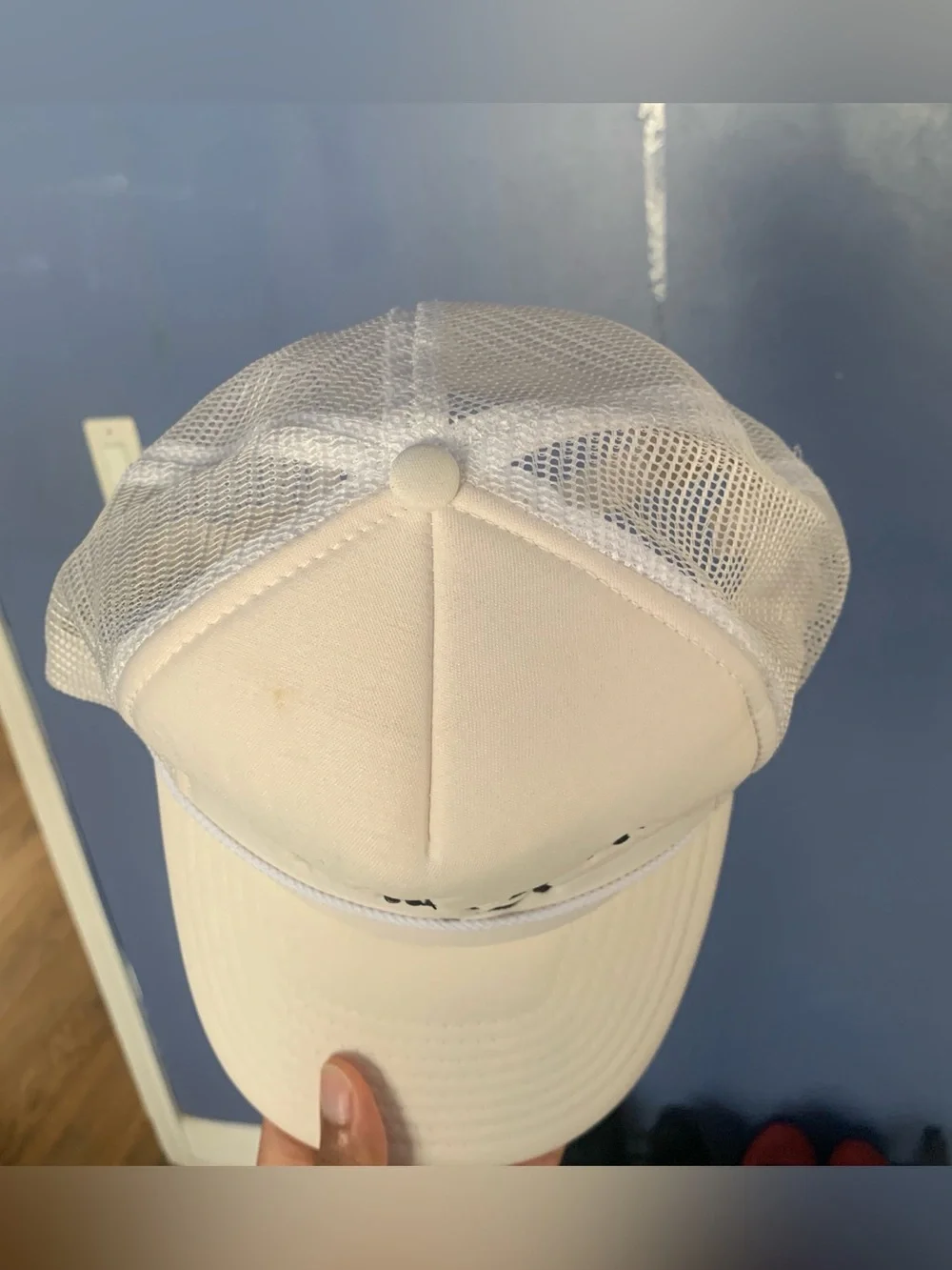 Trucker hat